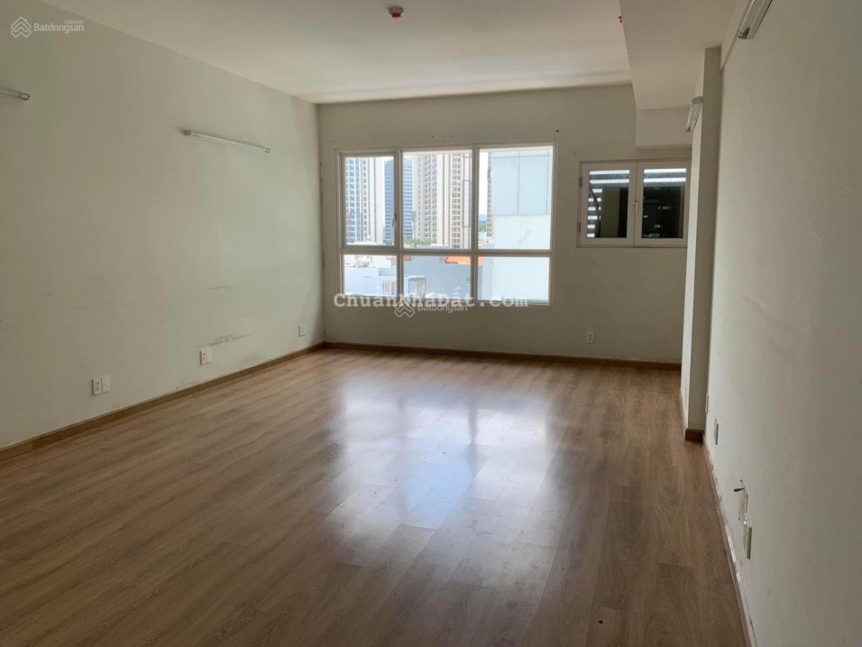 Bán căn hộ 31m2 lầu 5 Q10 Cao Thắng giá 1ty8 căn giá tốt dễ kinh doanh đang có sẵn HĐ thuê